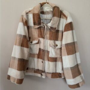 (L/XL) boutique plaid brown white puffy teddy checkered flannel sweater jacket